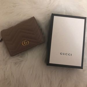 Gucci GG Marmont Card Case Wallet